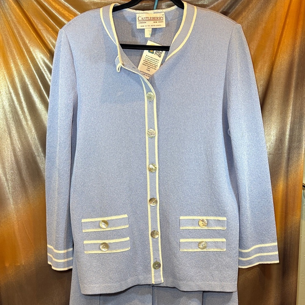 Castleberry Light Blue‎ Cardigan with White Accents knit dress suit. Sz 18 302